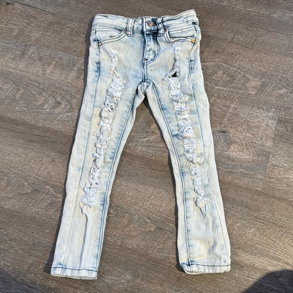 3T American Quality Denim Ripped Jeans